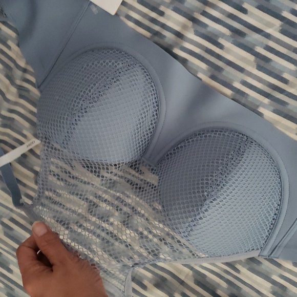 DKNY Mesh Bra - Picture 2 of 7